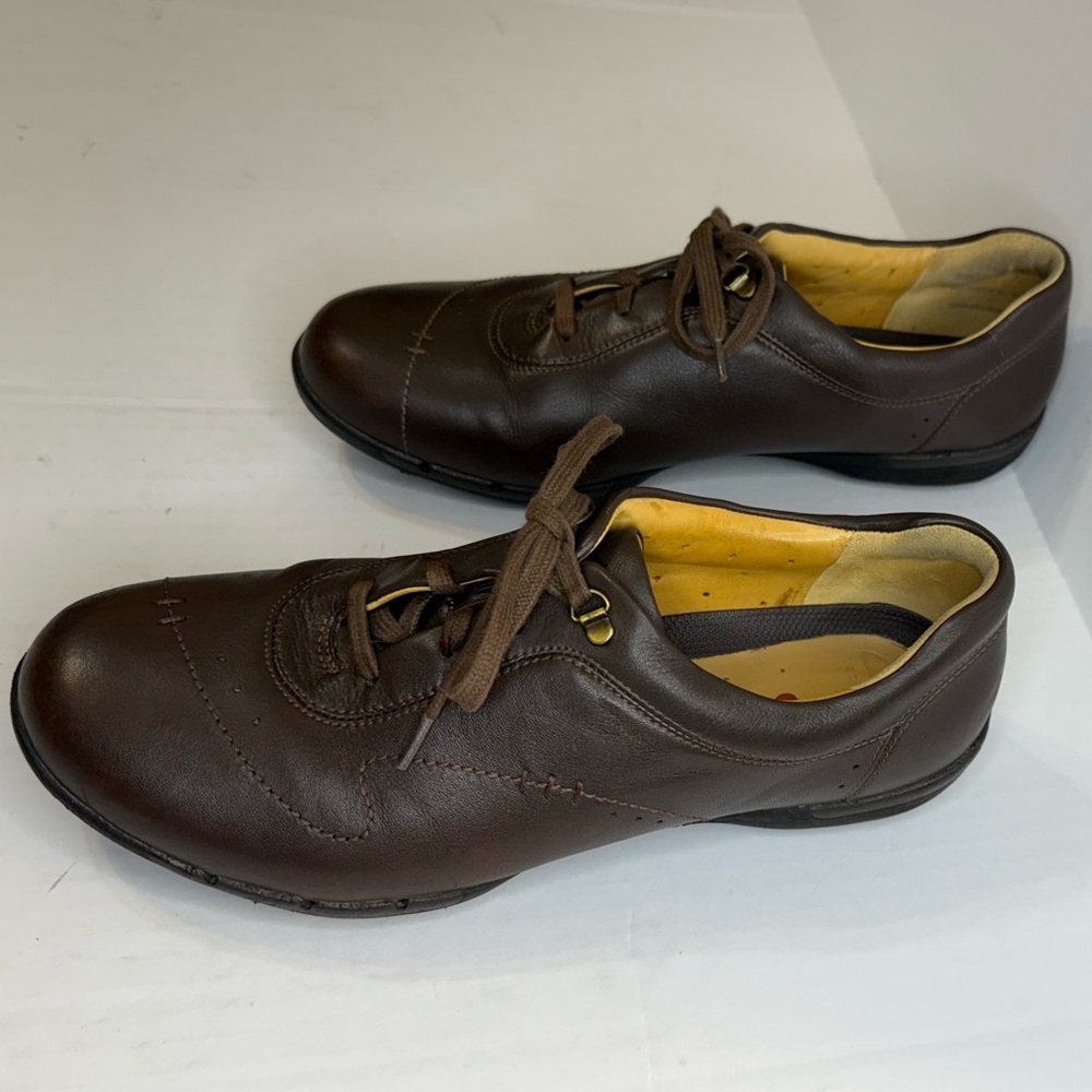 Clarks Sz 9W Women’s Artist Unstructured Brown Leather Lace Up Comfort Shoe - Picture 5 of 9